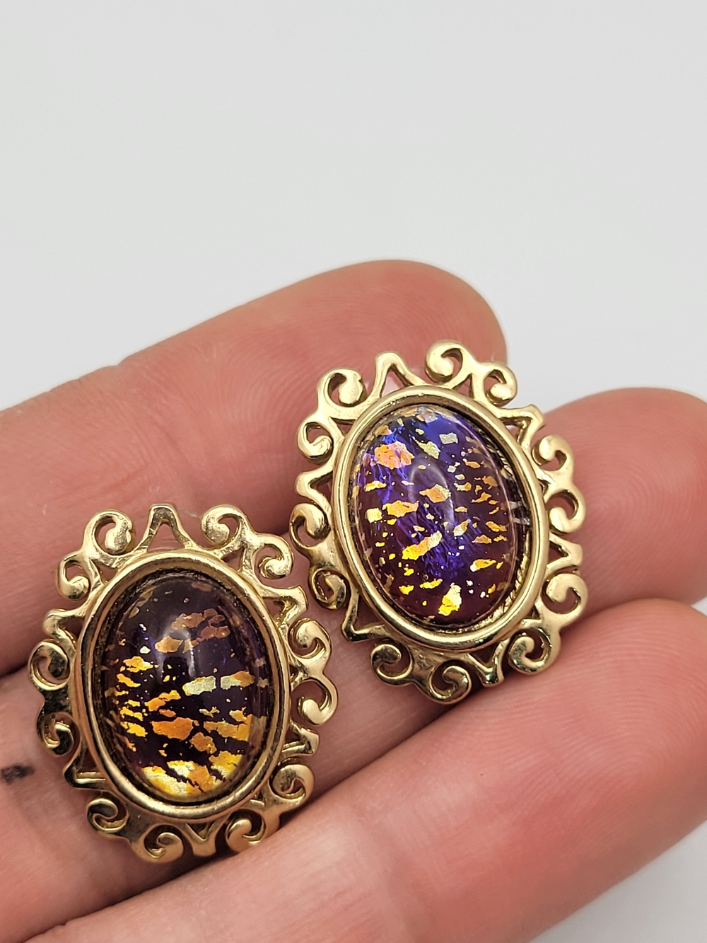 Vintage Style Gold Scrollwork Purple Foil Glass Cabochon Stud Earrings